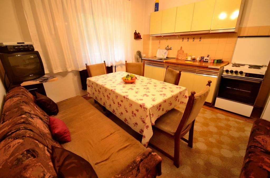 Guest House Konjic Eksteriør billede