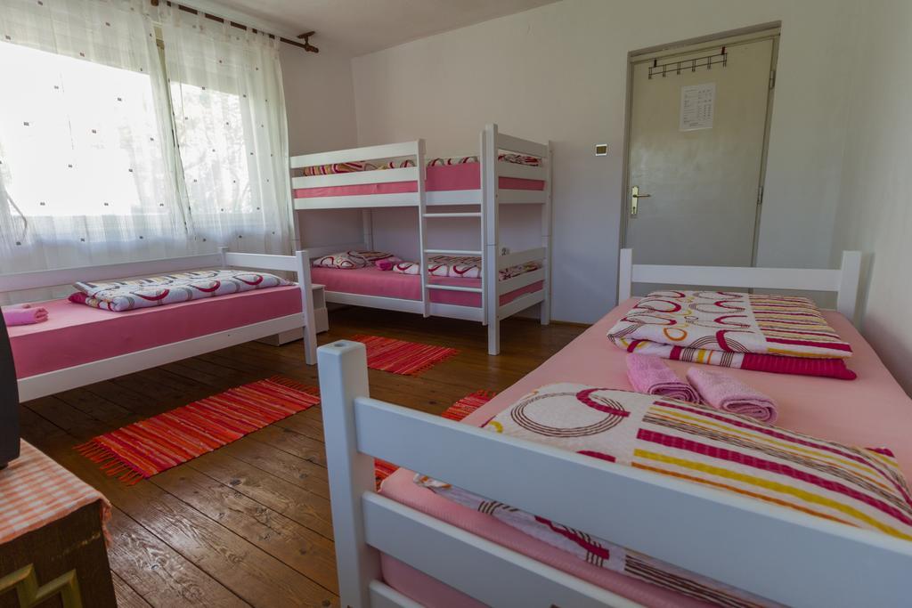 Guest House Konjic Eksteriør billede